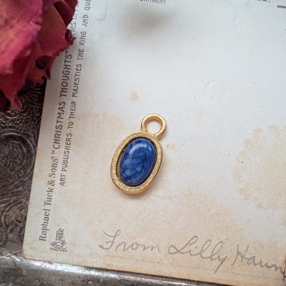 Elegant Blue and Gold Pendant